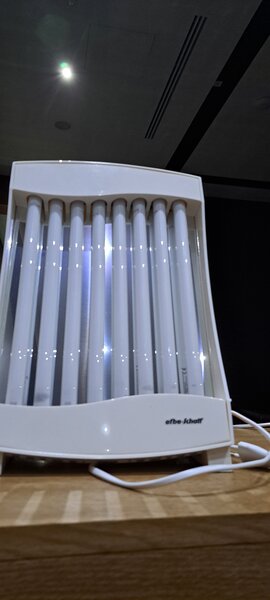 Vand solar facial Efbe Schott